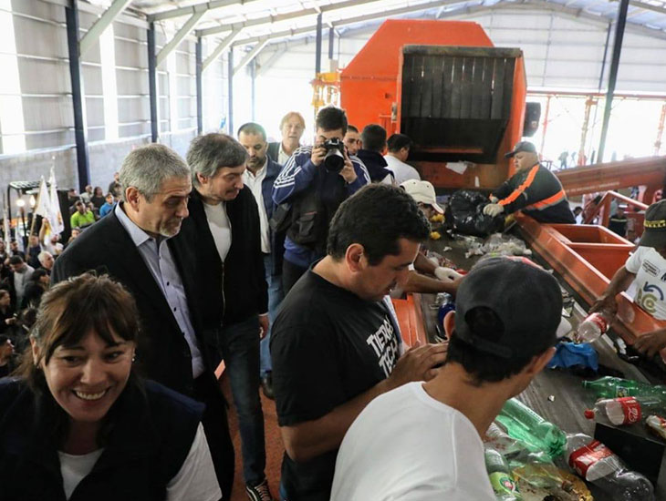 Junto a Máximo Kirchner e intendentes, Ferraresi inauguró una planta de reciclado de residuos