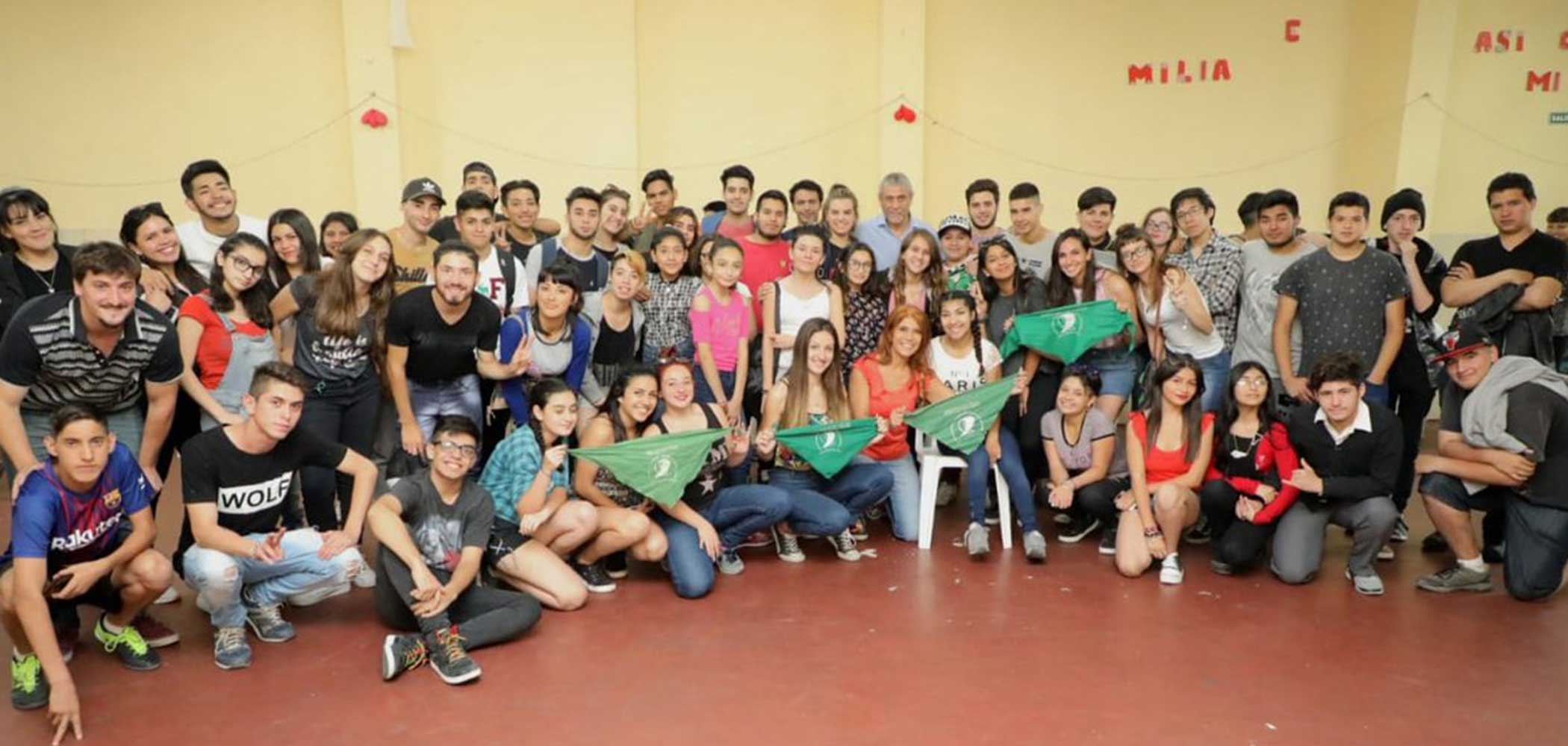 Estudiantes de secundarios de Avellaneda realizaron un plenario con Ferraresi