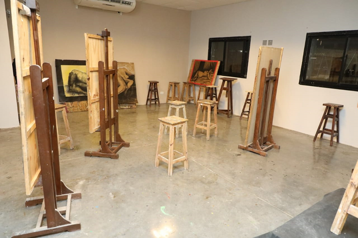 Ferraresi inauguró obras en los institutos municipales de Cerámica y Artes Plásticas