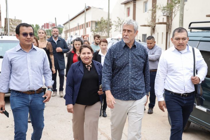 Ferraresi recibió a representantes de gobiernos locales de Ecuador y El Salvador y recorrieron Avellaneda